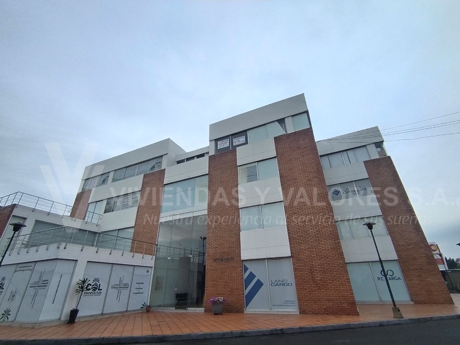 Oficina en arriendo en Zona Industrial Comuna 6, Cúcuta, 42 m² · foto 2 de 12