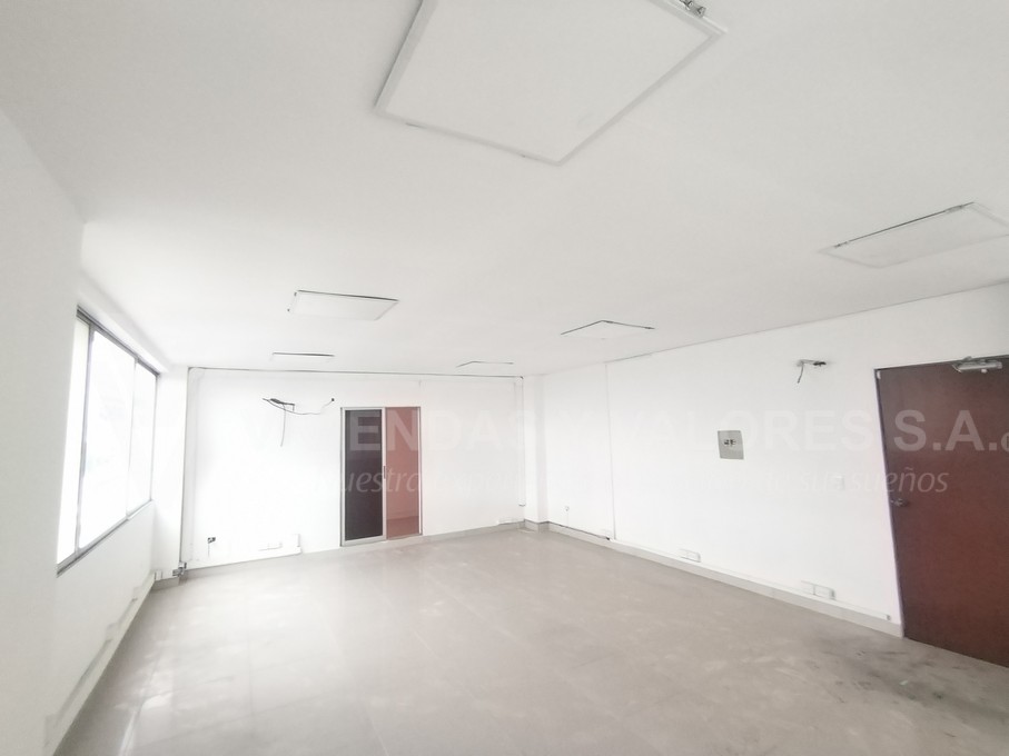 Oficina en arriendo en Zona Industrial Comuna 6, Cúcuta, 42 m² · foto 4 de 12