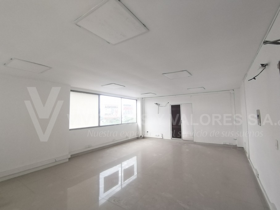 Oficina en arriendo en Zona Industrial Comuna 6, Cúcuta, 42 m² · foto 5 de 12
