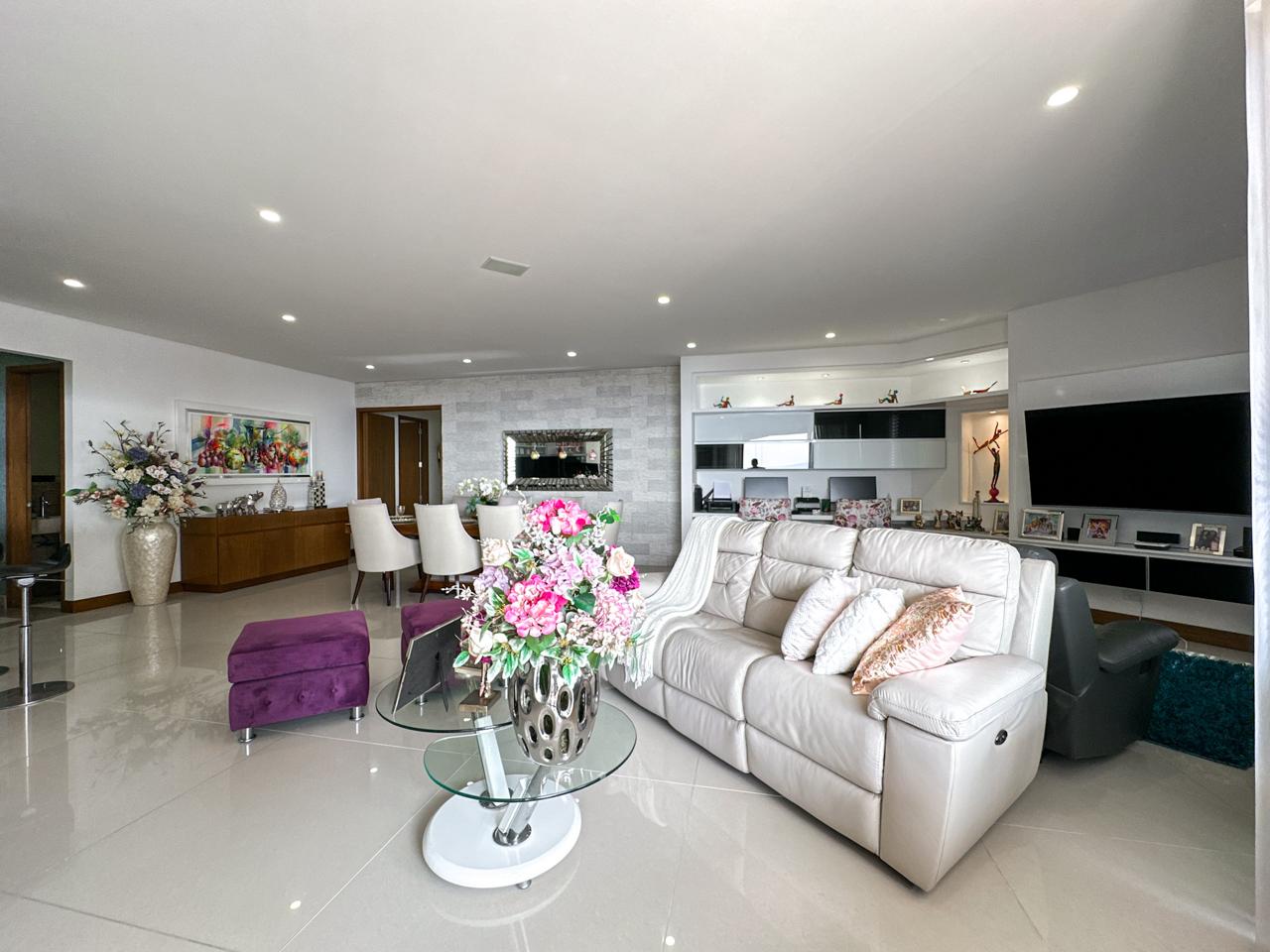 Apartamento de 3 alcobas en venta en Cabecera Del Llano, Bucaramanga, 214 m² · foto 19 de 24