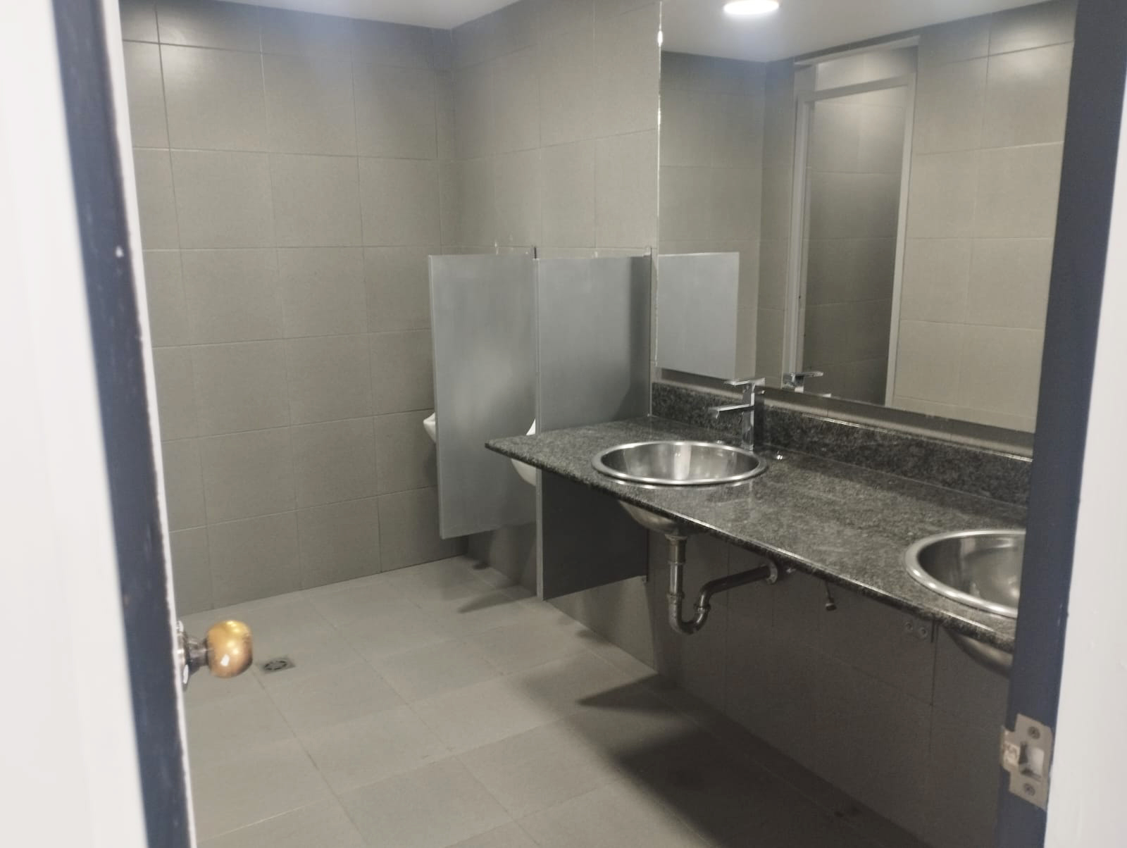 Oficina en arriendo en El Poblado, Medellín, 180 m² · foto 17 de 17