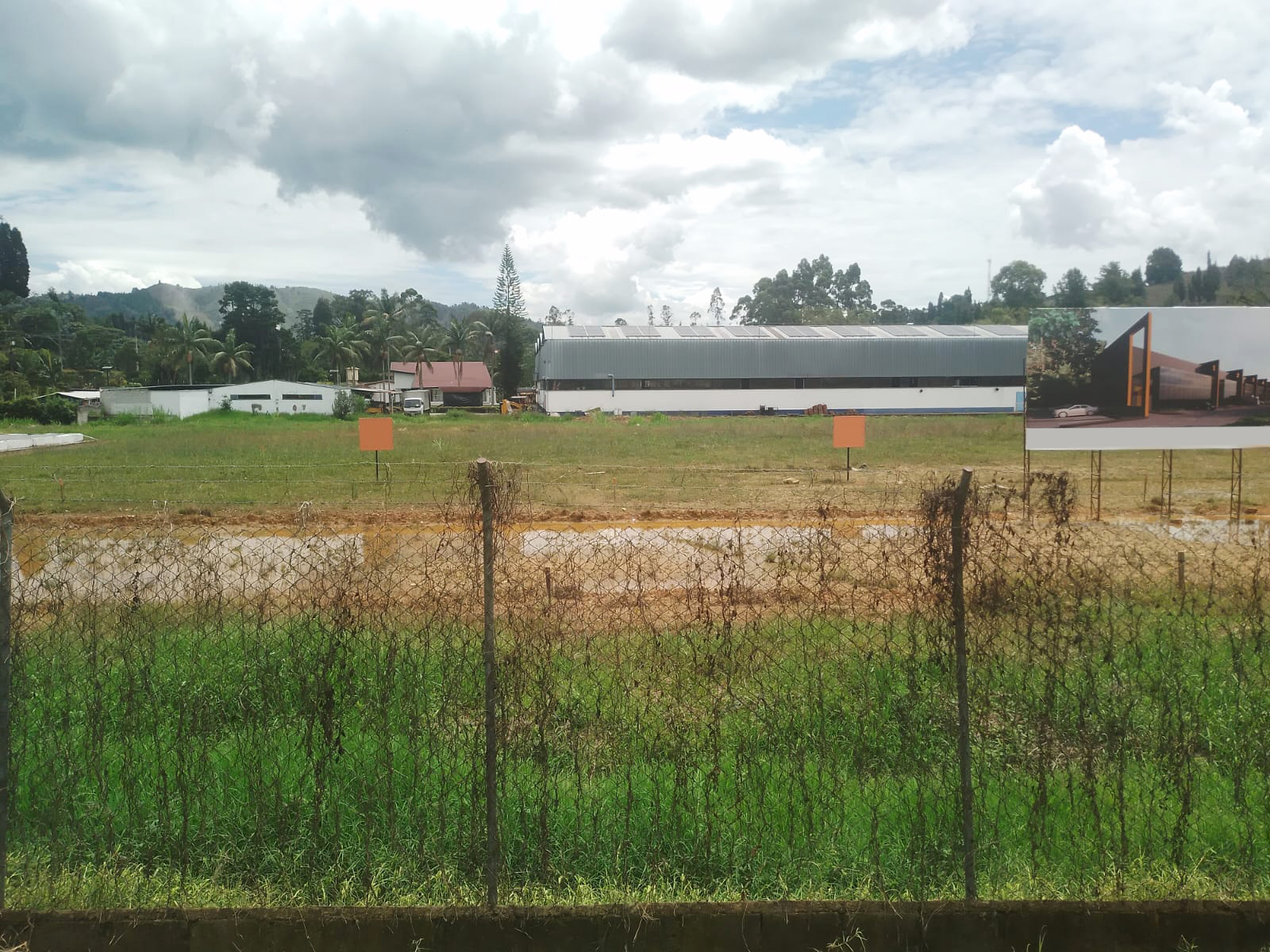Lote en venta en Guarne, 945 m² · foto 4 de 5
