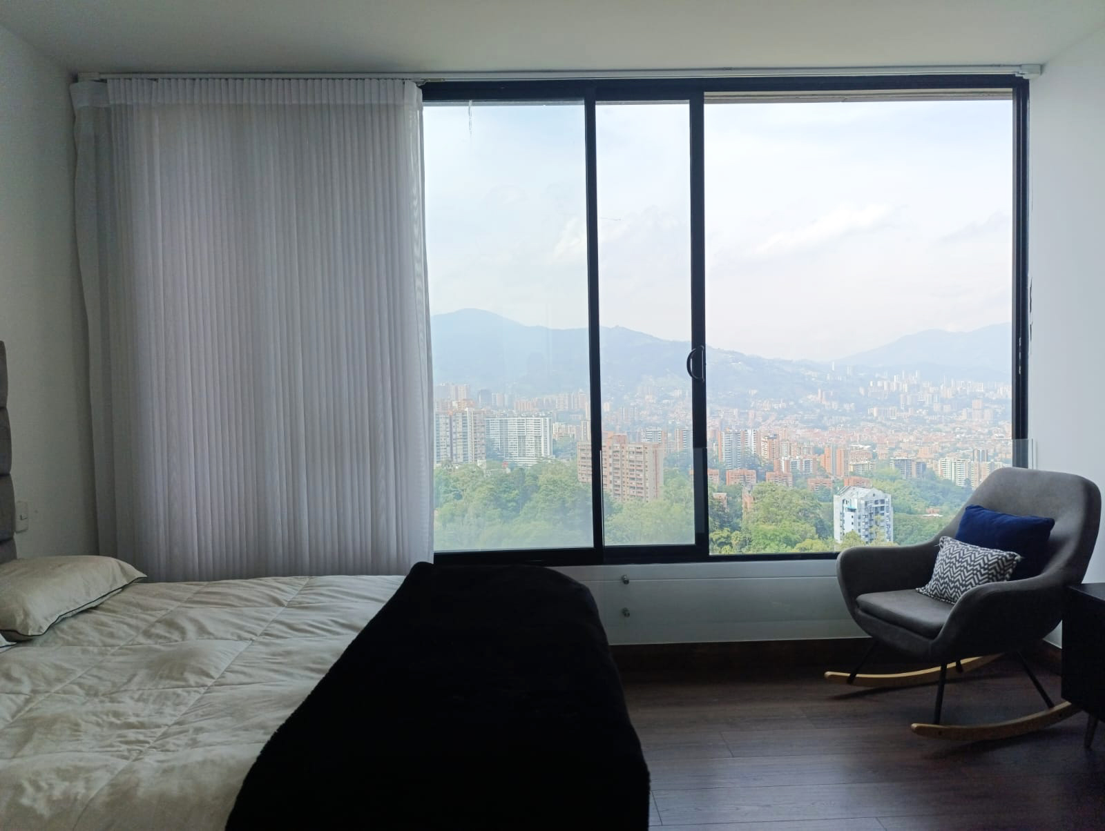 Apartamento en arriendo en San Lucas, Medellín · foto 16 de 18
