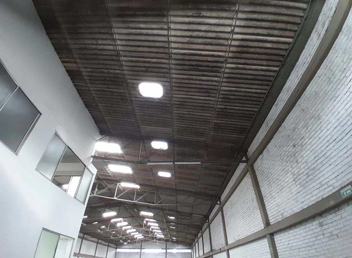 Bodega en venta en Zona Industrial La Rosa, Dosquebradas, 1696 m² · foto 5 de 10