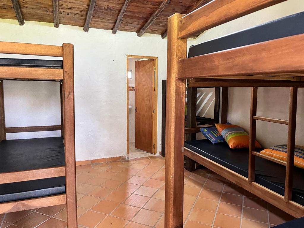 Casa de 15 alcobas en arriendo en Mesa De Los Santos, Piedecuesta · foto 2 de 12