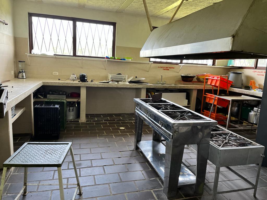 Casa de 15 alcobas en arriendo en Mesa De Los Santos, Piedecuesta · foto 6 de 12