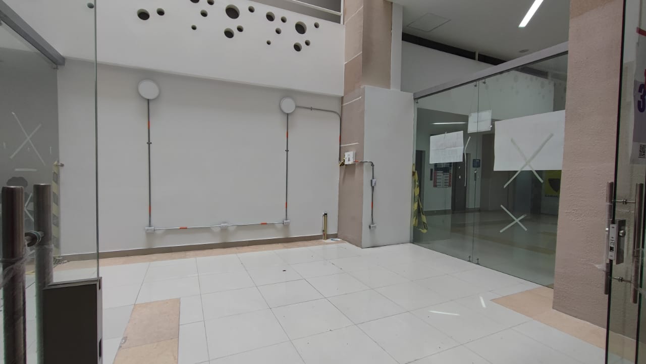 Local en venta en Avenida Santander, Manizales, 24 m² · foto 3 de 6