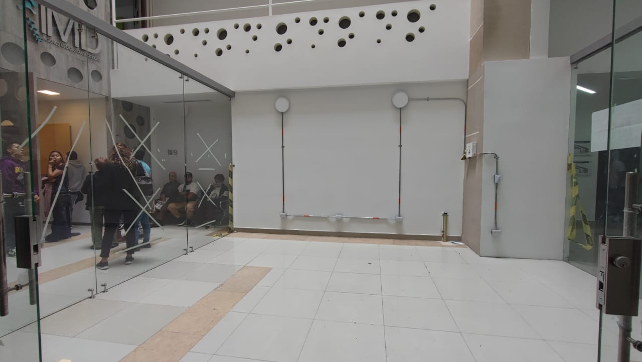 Local en venta en Avenida Santander, Manizales, 24 m² · foto 4 de 6