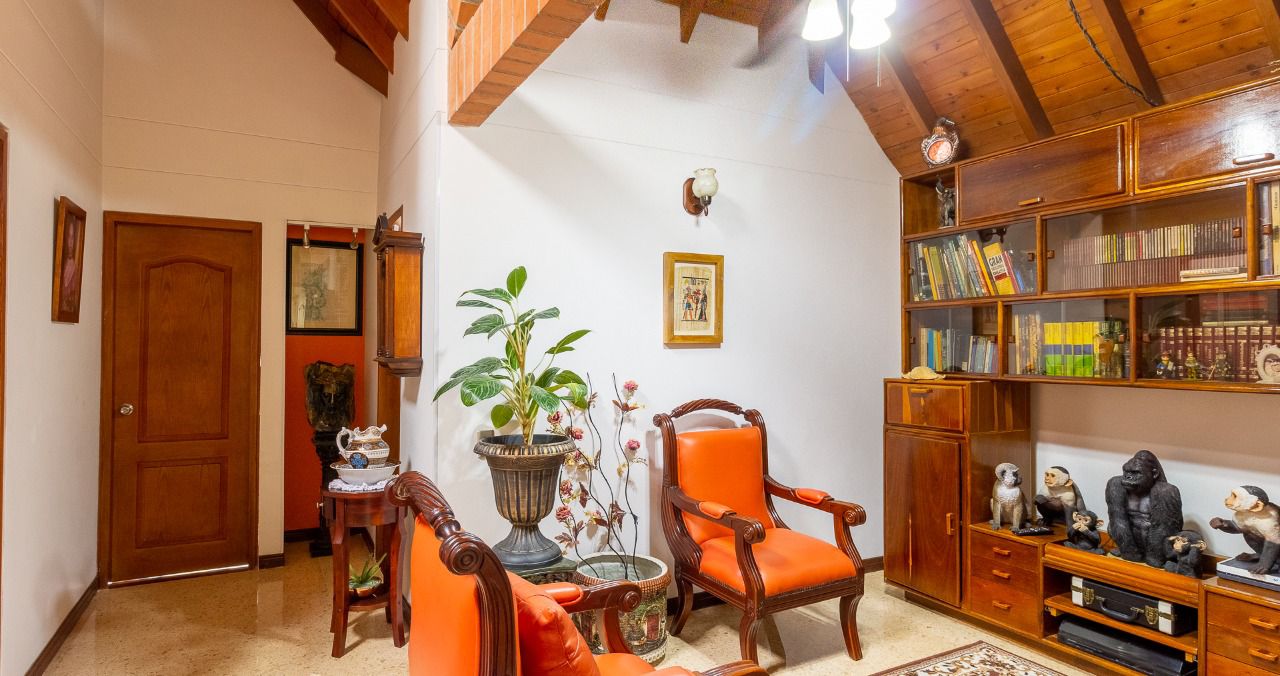 Casa de 3 alcobas en venta en Pueblo Viejo, La Estrella, 202 m² · foto 11 de 21