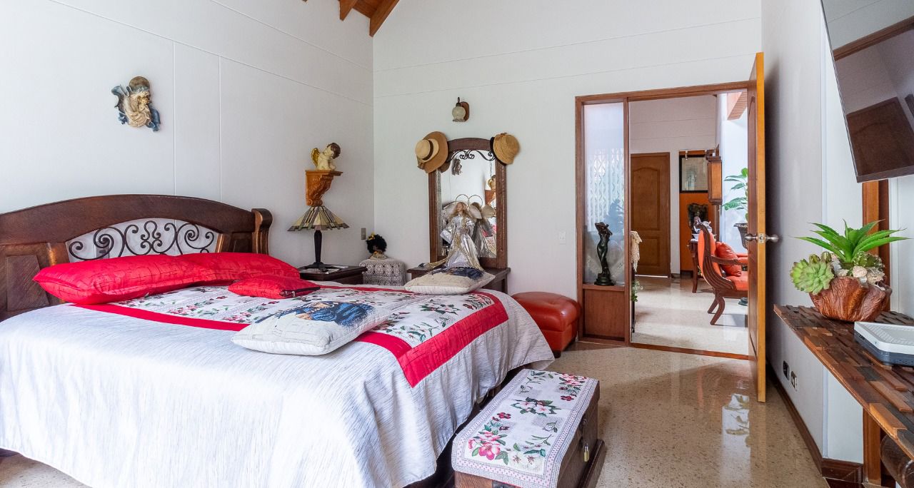 Casa de 3 alcobas en venta en Pueblo Viejo, La Estrella, 202 m² · foto 12 de 21