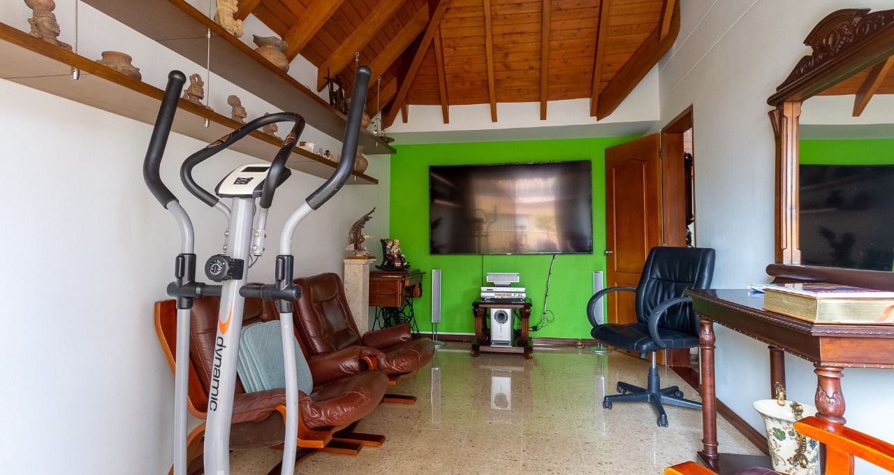 Casa de 3 alcobas en venta en Pueblo Viejo, La Estrella, 202 m² · foto 18 de 21