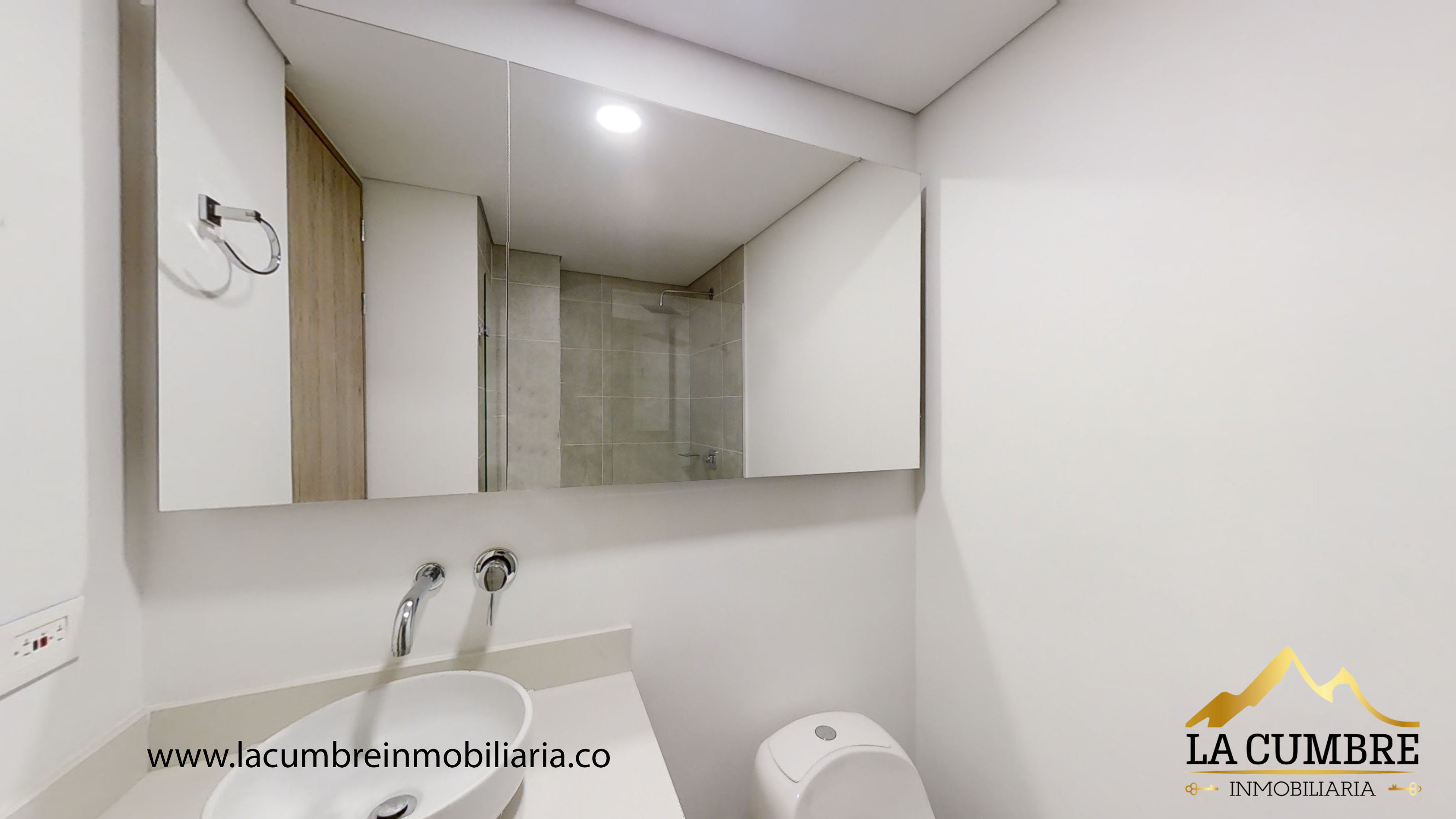 Apartamento en venta en El Poblado, Medellín · foto 7 de 10
