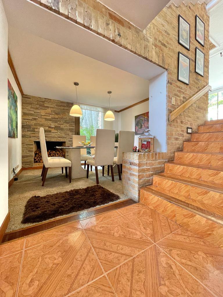 Casa en venta en Cerros De Suba, Bogotá · foto 8 de 24