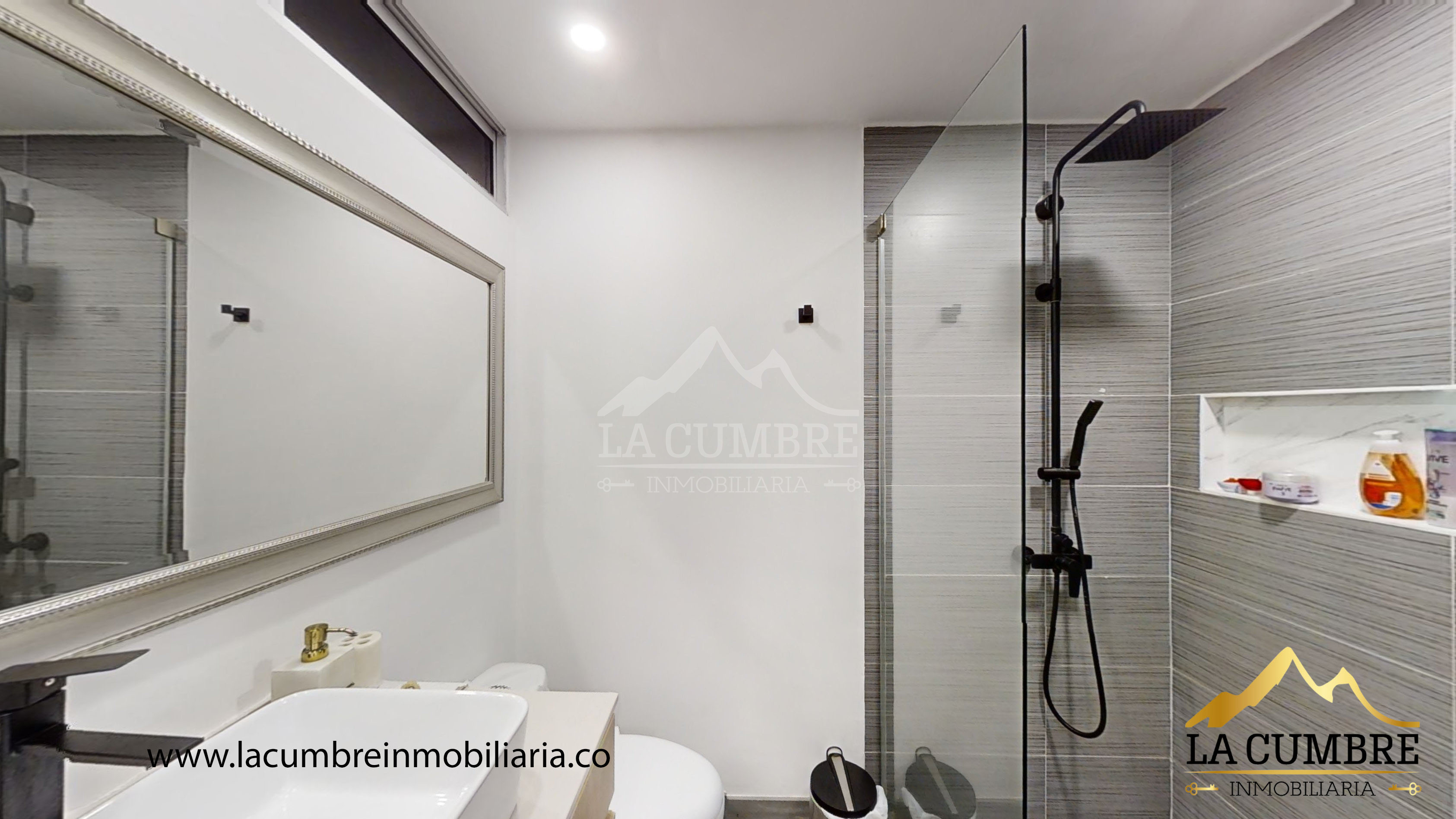 Apartamento en arriendo en El Poblado, Medellín · foto 15 de 16