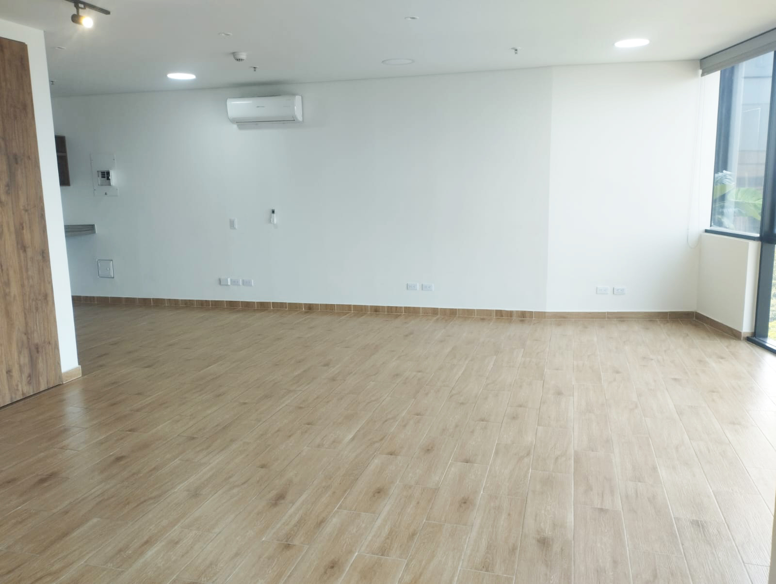 Consultorio en arriendo en Patio Bonito, Medellín, 63 m² · foto 4 de 12