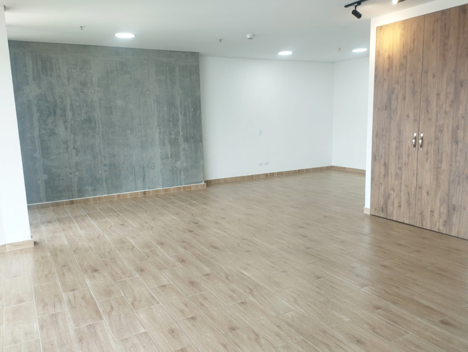 Consultorio en arriendo en Patio Bonito, Medellín, 63 m² · foto 5 de 12