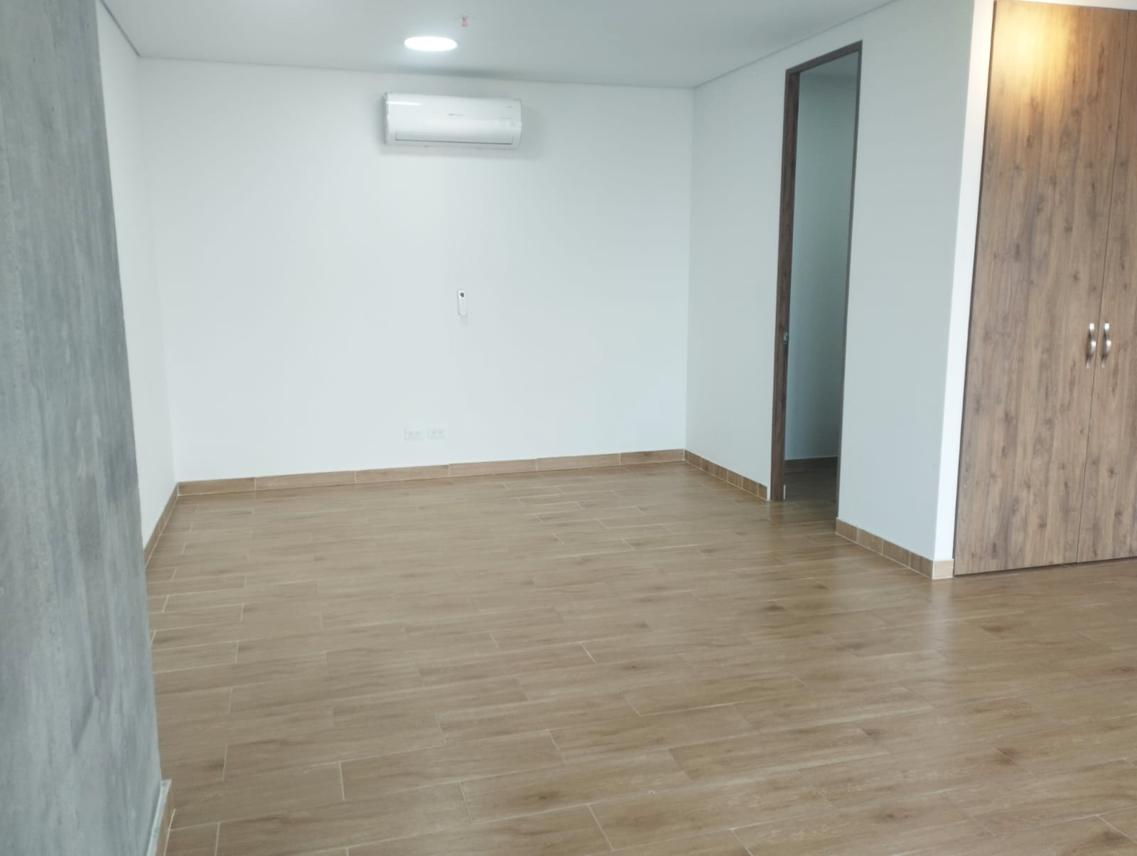 Consultorio en arriendo en Patio Bonito, Medellín, 63 m² · foto 7 de 12