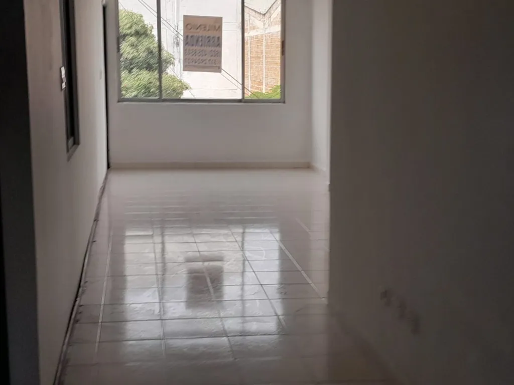 Edificio en venta en El Cedro, Cali, 280 m² · foto 3 de 16