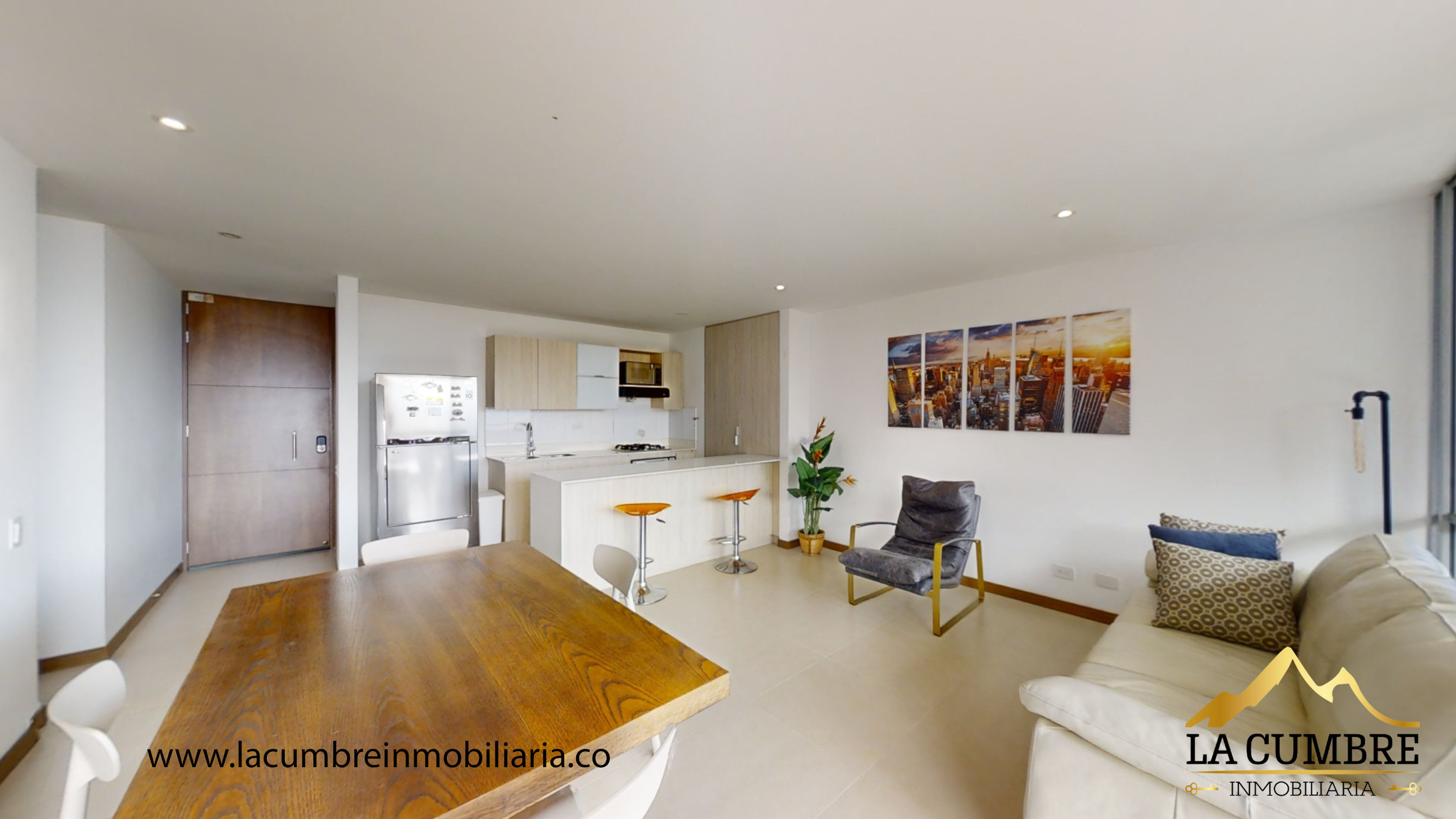Apartamento en venta en El Poblado, Medellín · foto 2 de 10