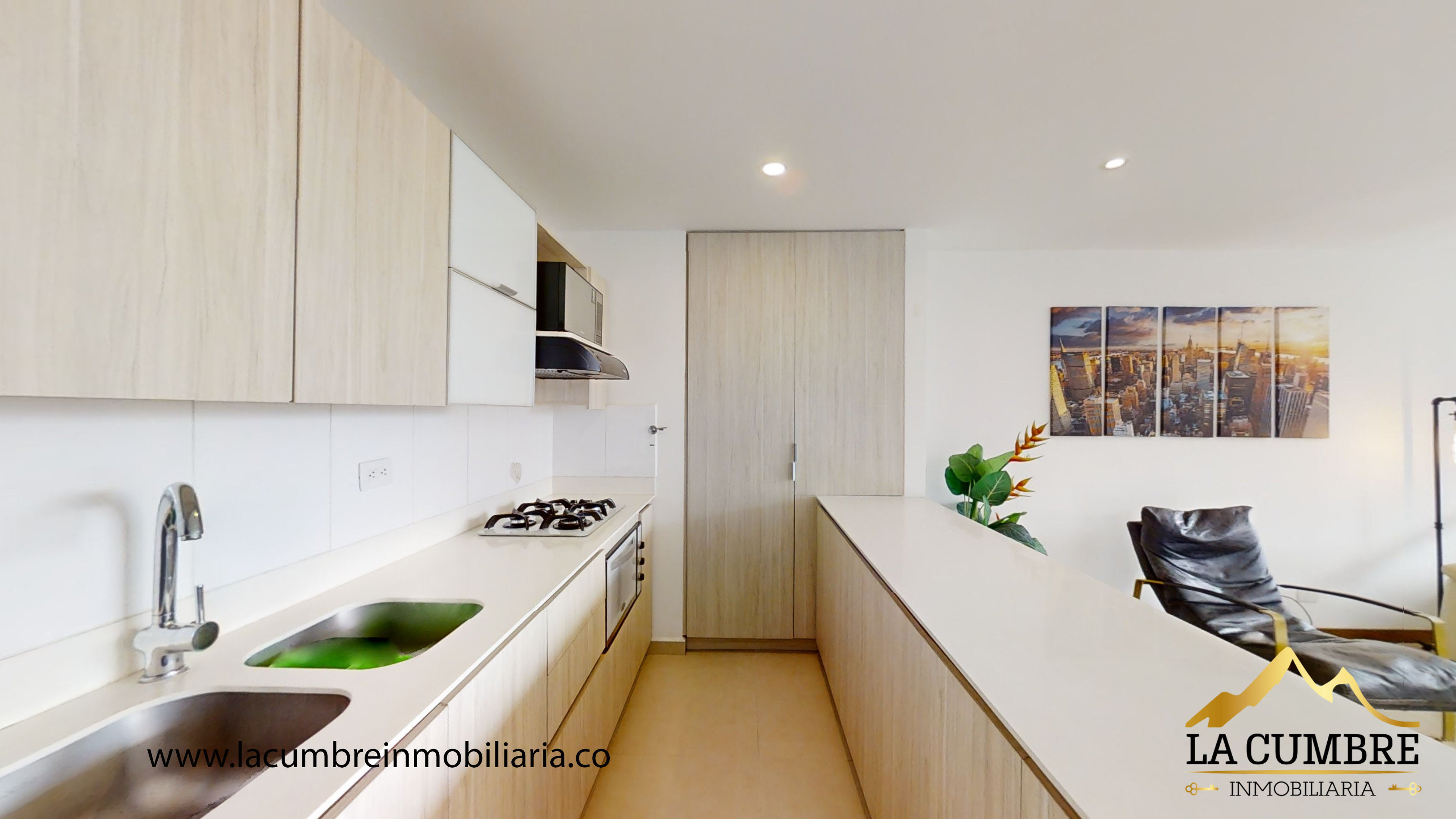 Apartamento en venta en El Poblado, Medellín · foto 4 de 10