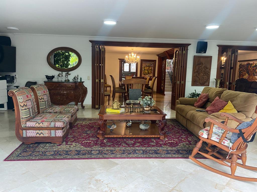 Casa de 4 alcobas en venta en Ciudad Jardin, Cali, 541 m² · foto 18 de 24