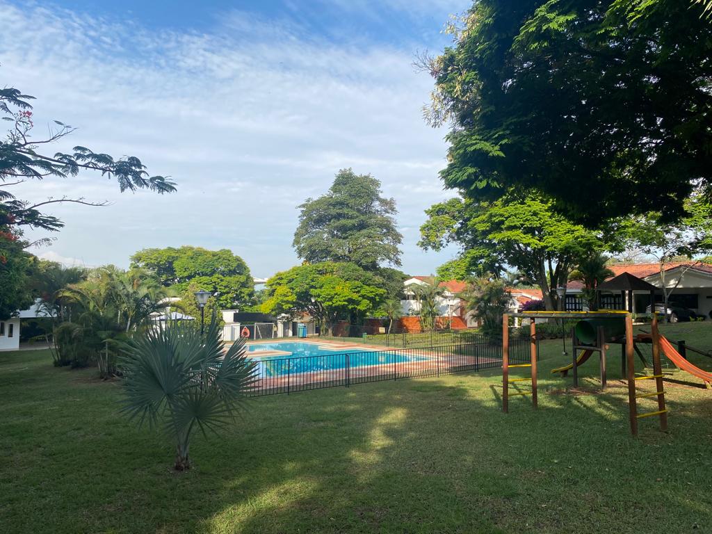 Casa de 4 alcobas en venta en Ciudad Jardin, Cali, 541 m² · foto 24 de 24