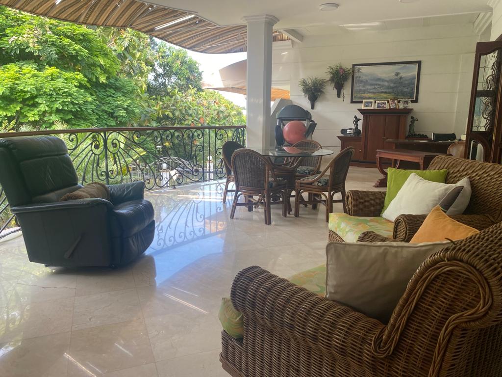Casa de 4 alcobas en venta en Ciudad Jardin, Cali, 541 m² · foto 8 de 24