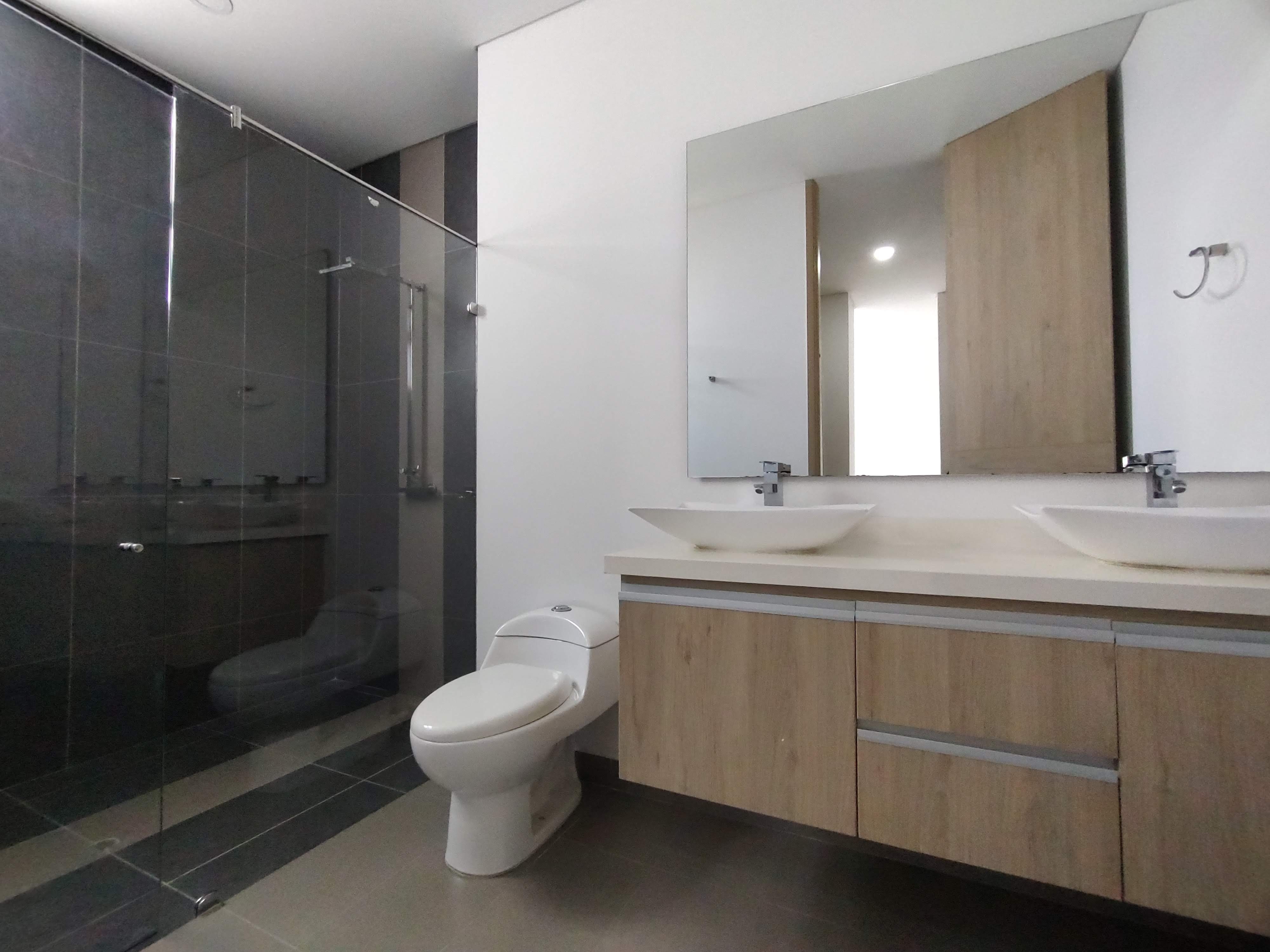 Apartamento de 4 alcobas en venta en Bellavista, Cali, 200 m² · foto 16 de 24
