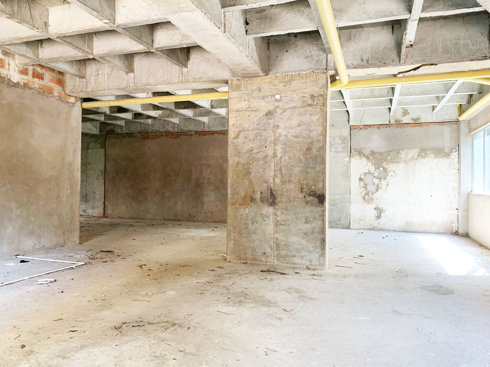 Local en arriendo en Santa Maria De Los Angeles, Medellín, 130 m² · foto 2 de 8
