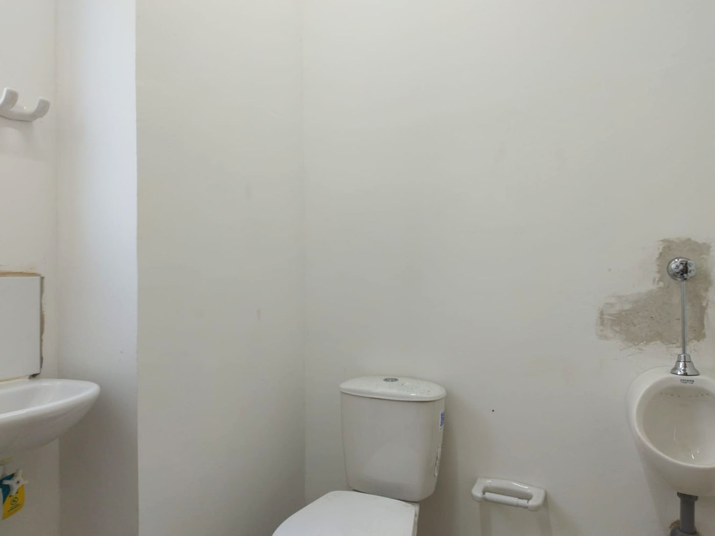 Local en venta en Maria Auxiliadora, Sabaneta, 82 m² · foto 18 de 19