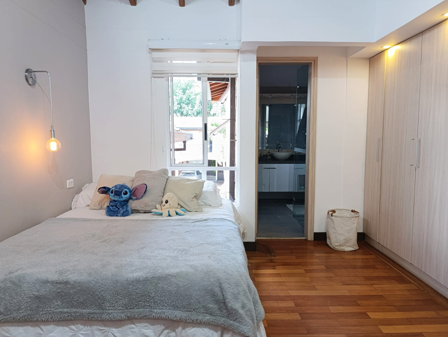 Casa de 3 alcobas en venta en El Tesoro, Medellín, 325 m² · foto 13 de 20