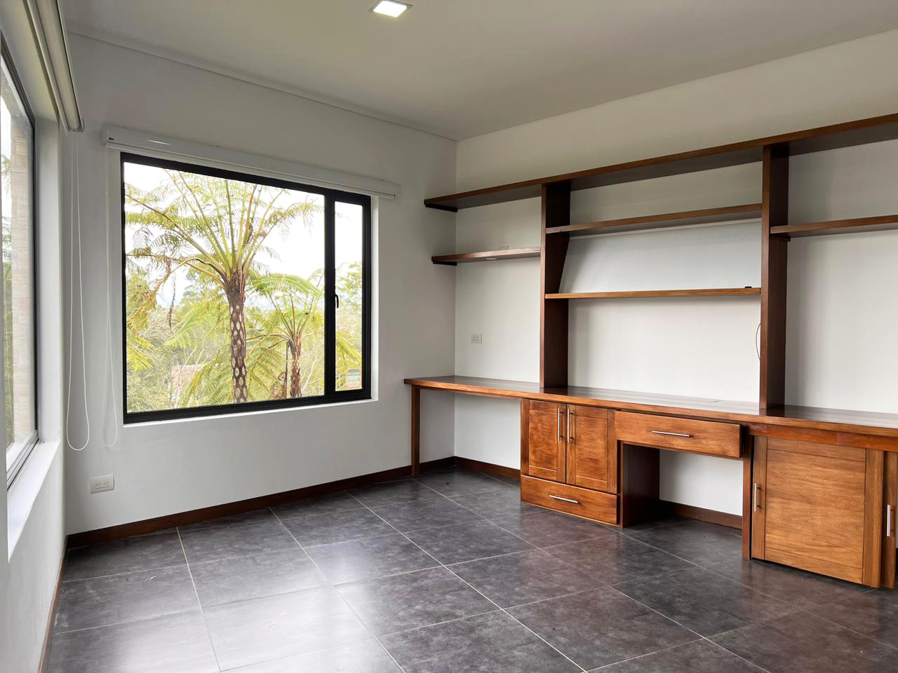 Casa de 3 alcobas en venta en El Porvenir, Rionegro, 362 m² · foto 5 de 19
