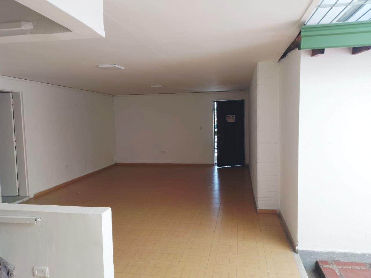 Local en arriendo en Simon Bolivar, Medellín, 189 m² · foto 14 de 20