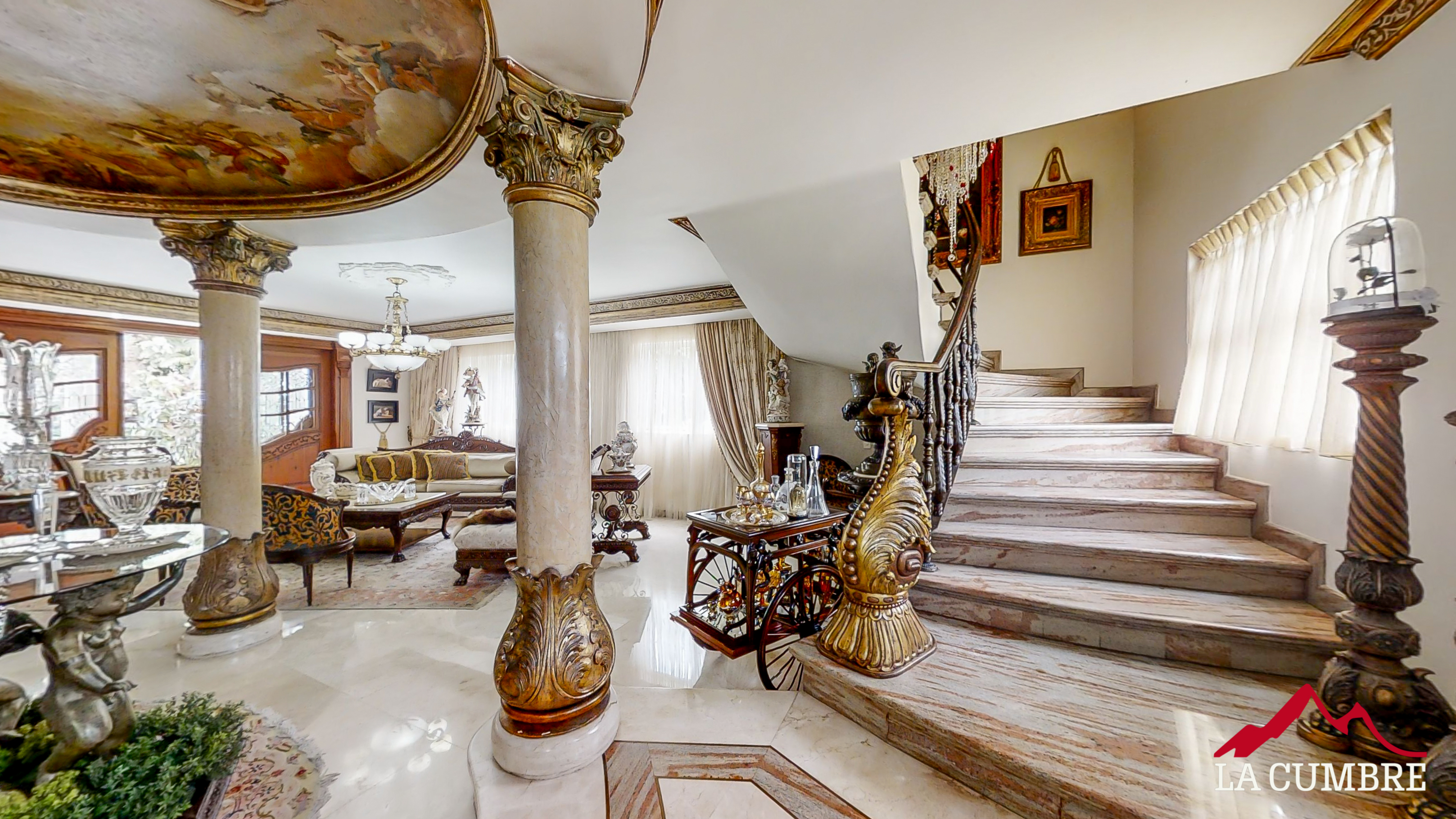 Casa de 4 alcobas en venta en El Poblado, Medellín, 700 m² · foto 11 de 12