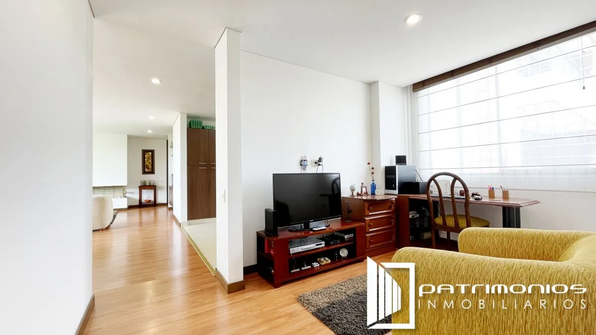 Apartamento de 3 alcobas en venta en Casa Blanca, Bogotá, 141 m² · foto 5 de 20