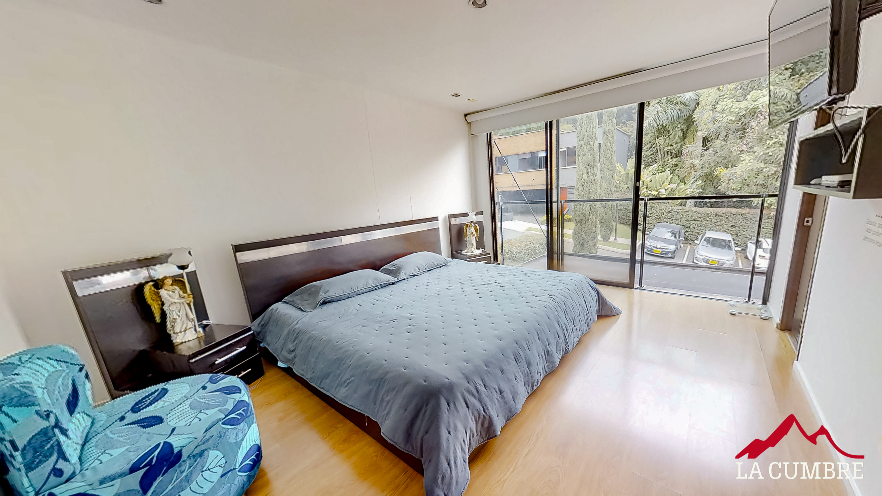 Casa de 4 alcobas en venta en Loma El Atravesado, Envigado, 179 m² · foto 11 de 15
