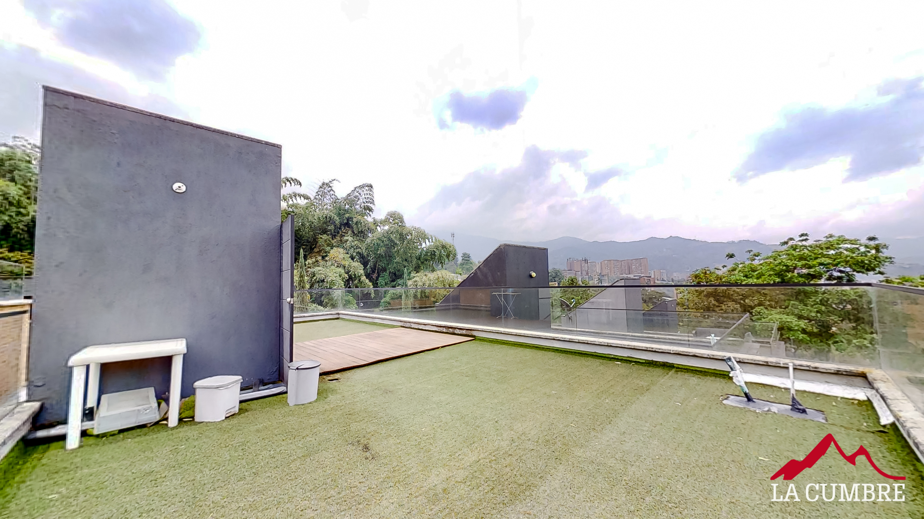Casa de 4 alcobas en venta en Loma El Atravesado, Envigado, 179 m² · foto 15 de 15