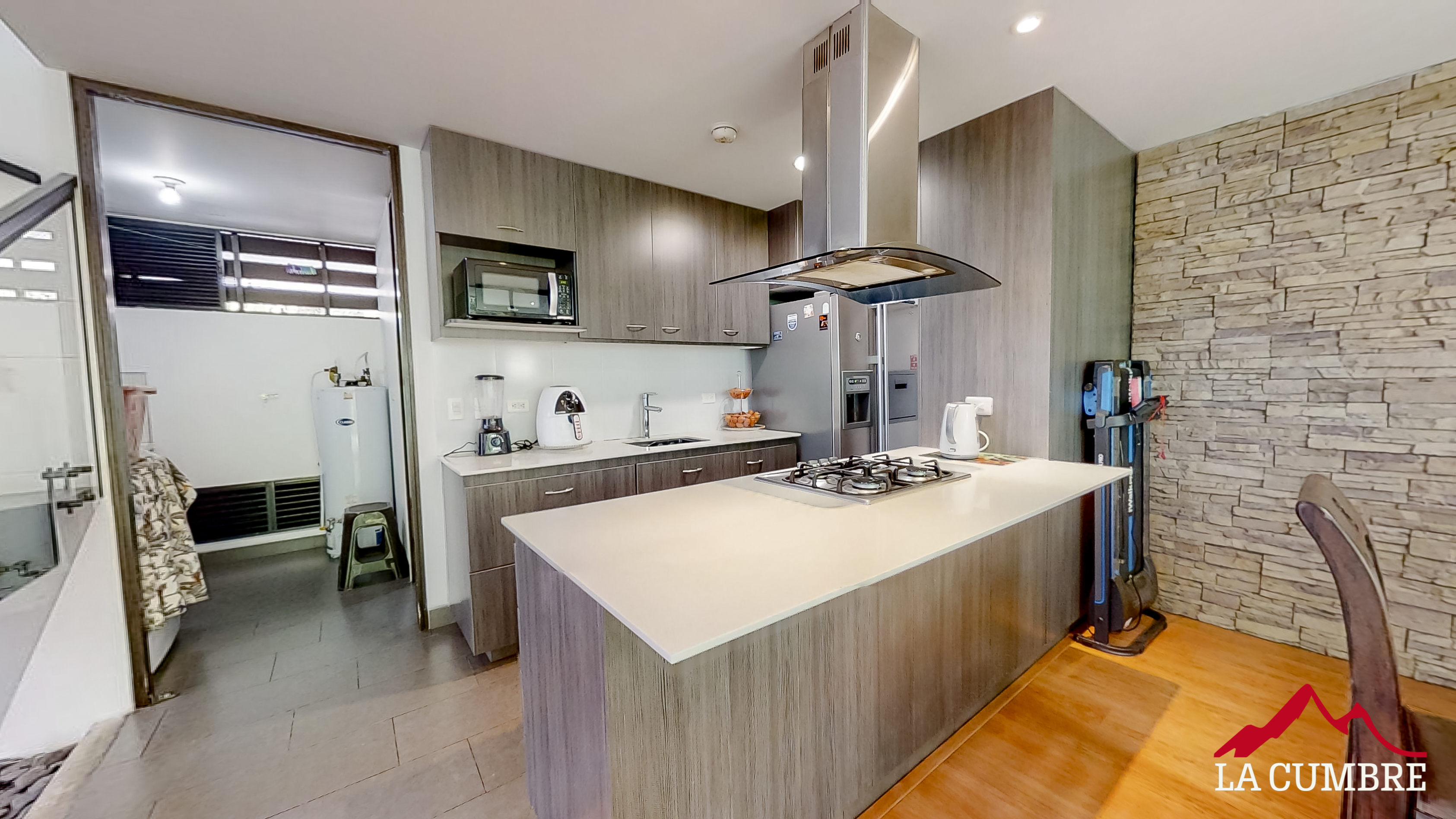 Casa de 4 alcobas en venta en Loma El Atravesado, Envigado, 179 m² · foto 6 de 15