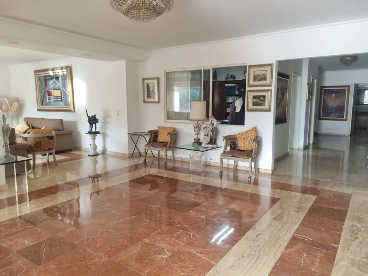 Apartamento de 3 alcobas en venta en Santa María De Los Ángeles, Medellín, 410 m² · foto 3 de 20