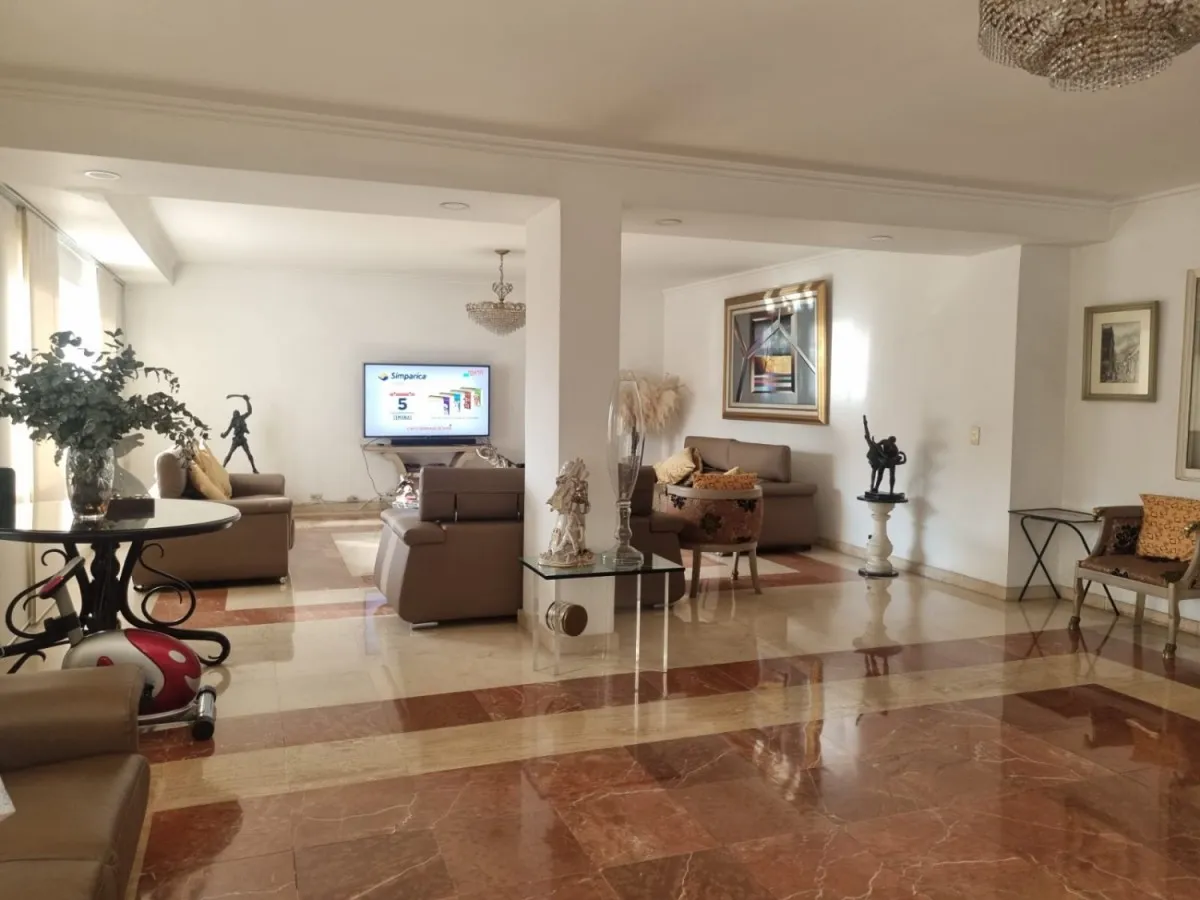 Apartamento de 3 alcobas en venta en Santa María De Los Ángeles, Medellín, 410 m² · foto 4 de 20