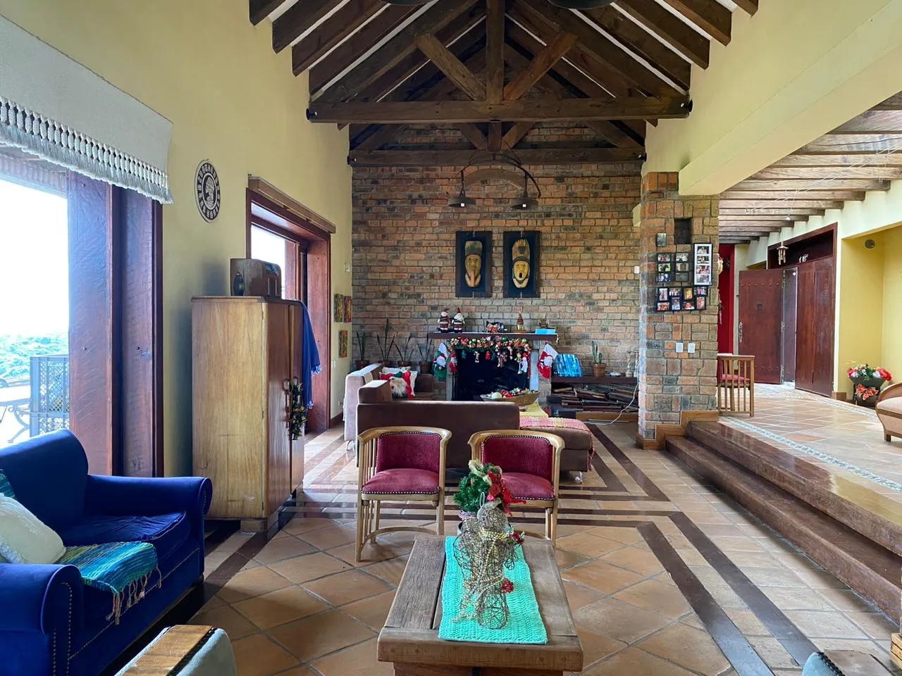 Casa de 3 alcobas en venta en Altos Del Poblado, Medellín, 529 m² · foto 3 de 20