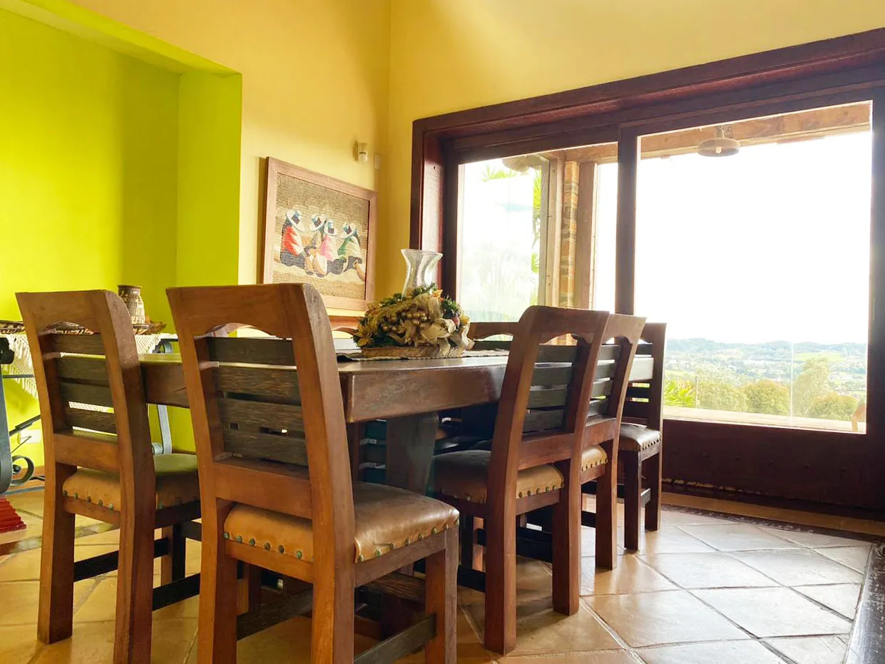 Casa de 3 alcobas en venta en Altos Del Poblado, Medellín, 529 m² · foto 5 de 20