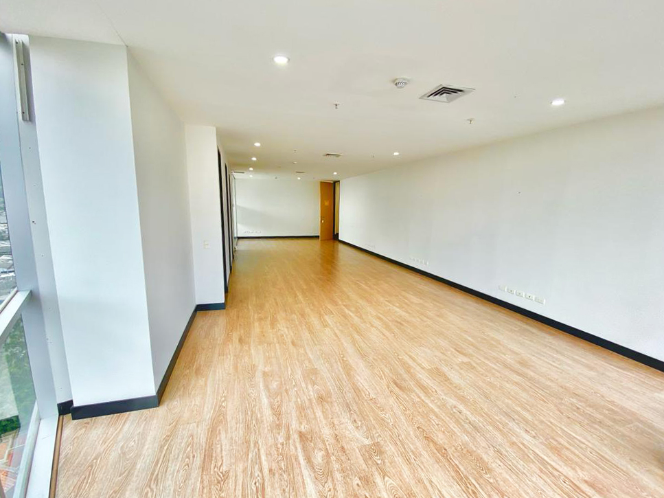Oficina en arriendo en Manila, Medellín, 82 m² · foto 3 de 6