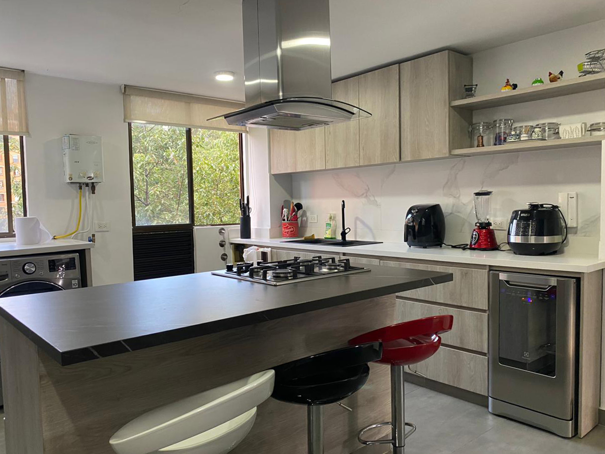 Apartamento de 3 alcobas en arriendo en El Diamante 2, Medellín, 129 m² · foto 10 de 20