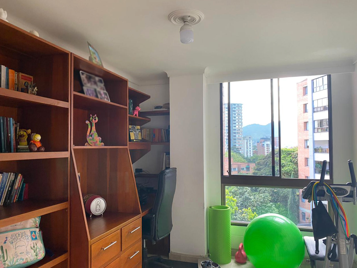 Apartamento de 3 alcobas en arriendo en El Diamante 2, Medellín, 129 m² · foto 12 de 20