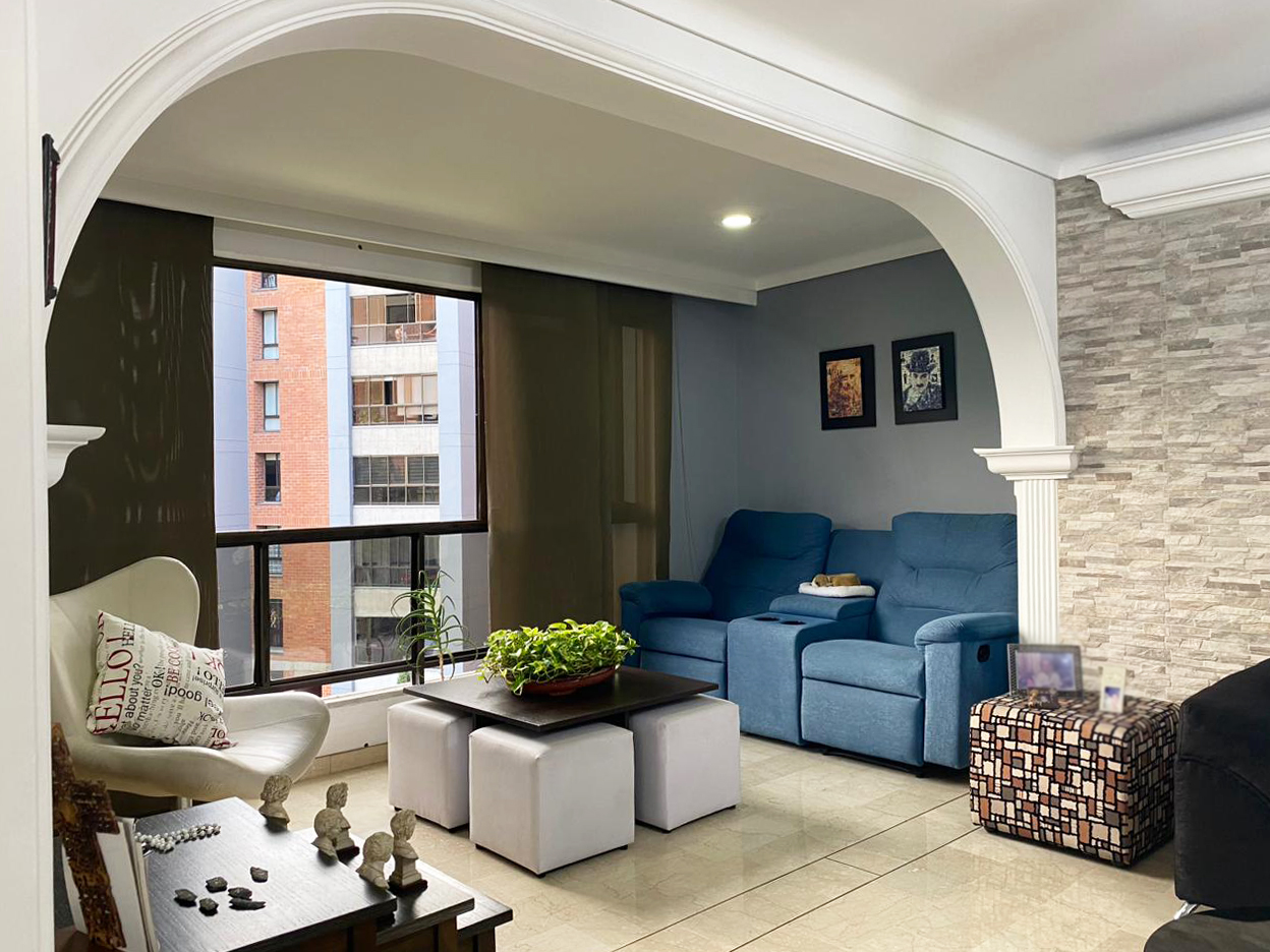 Apartamento de 3 alcobas en arriendo en El Diamante 2, Medellín, 129 m² · foto 2 de 20