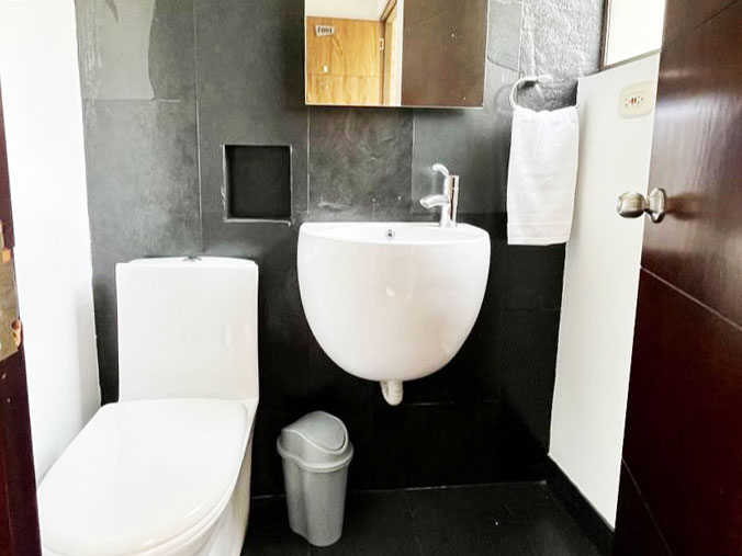Apartamento de 2 alcobas en arriendo en Loma De Los Bernal, Medellín, 98 m² · foto 16 de 20