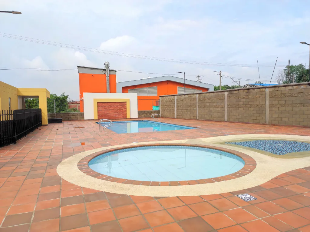 Apartamento en venta en Prados Del Este, Cúcuta · foto 11 de 12