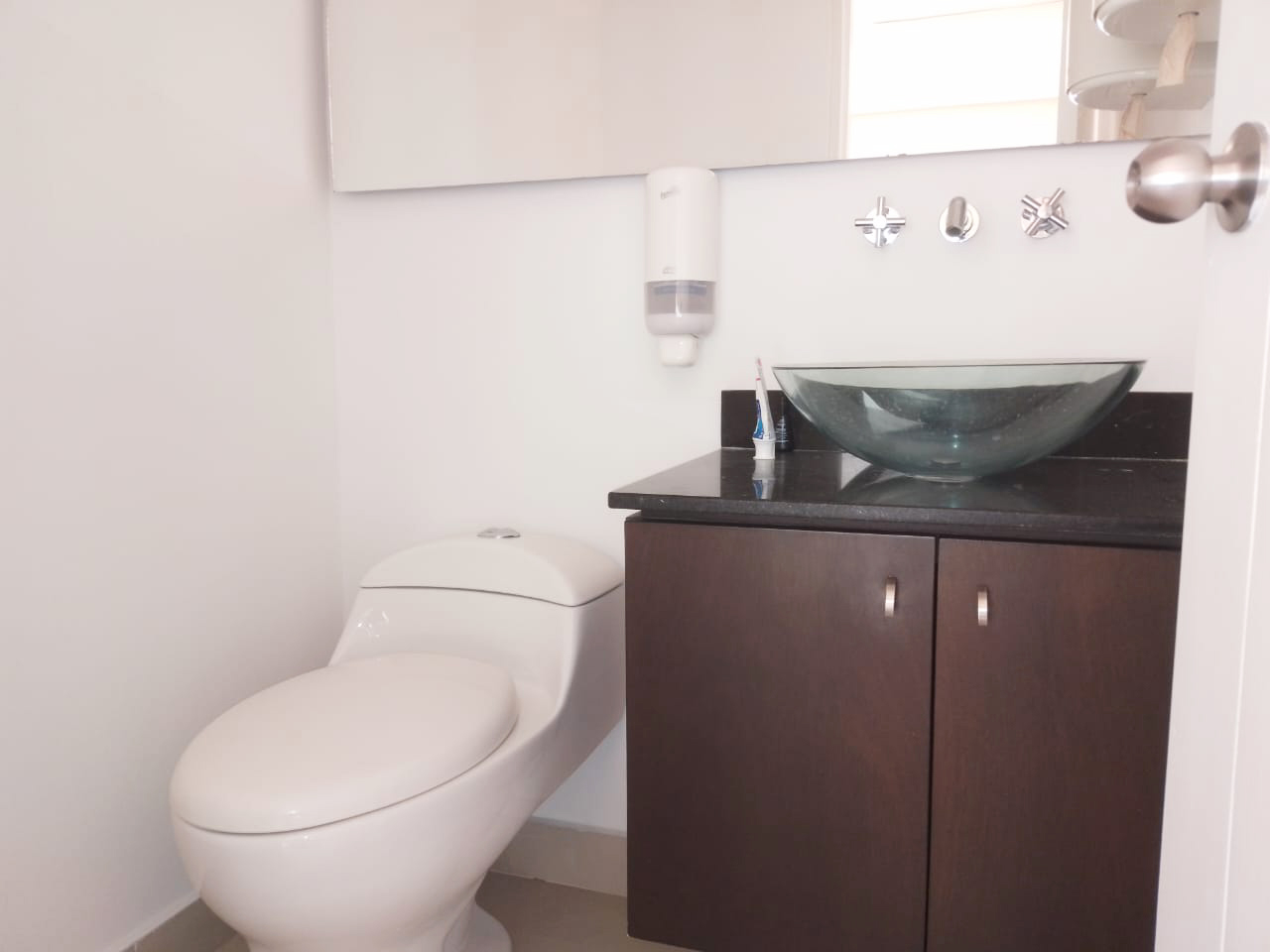 Oficina en arriendo en Patio Bonito, Medellín, 120 m² · foto 14 de 15