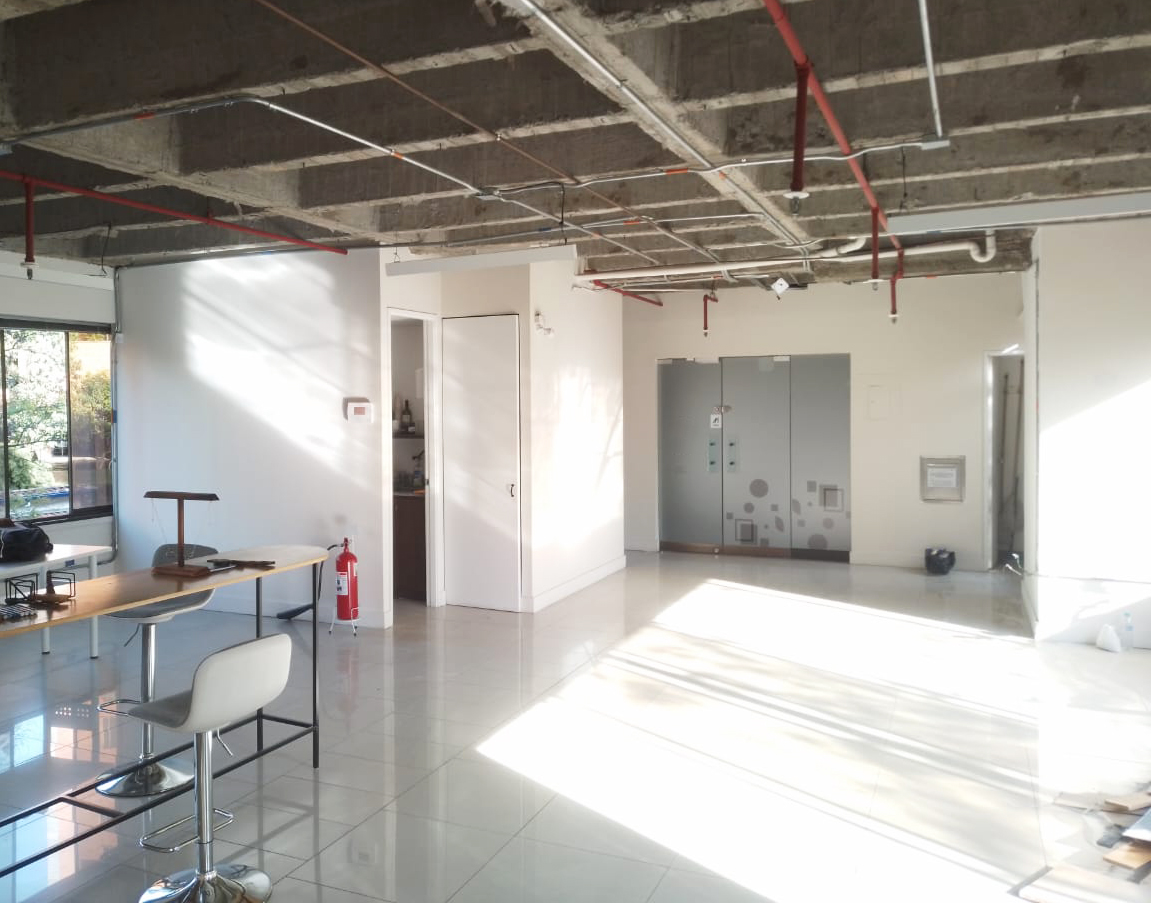 Oficina en arriendo en Patio Bonito, Medellín, 120 m² · foto 2 de 15